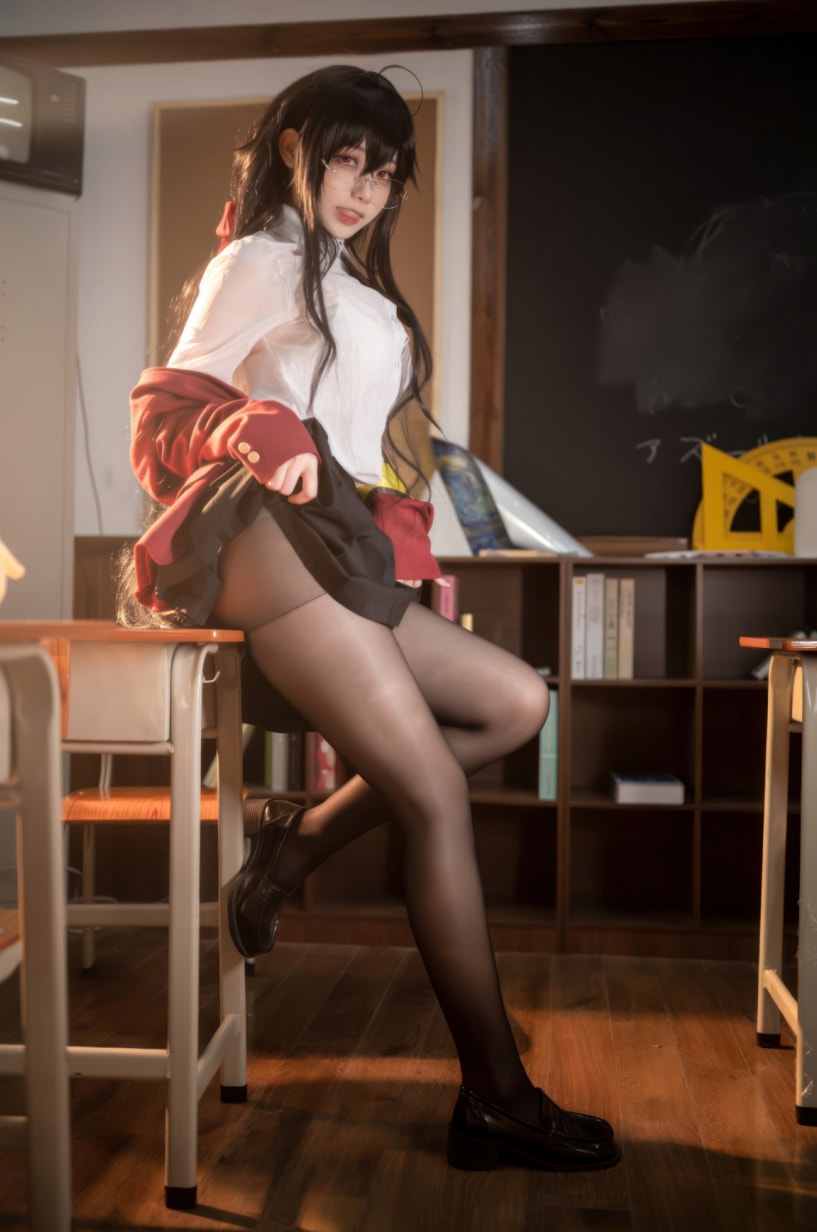 安食Ajiki 碧蓝航线 大凤 JK壁纸图片大全