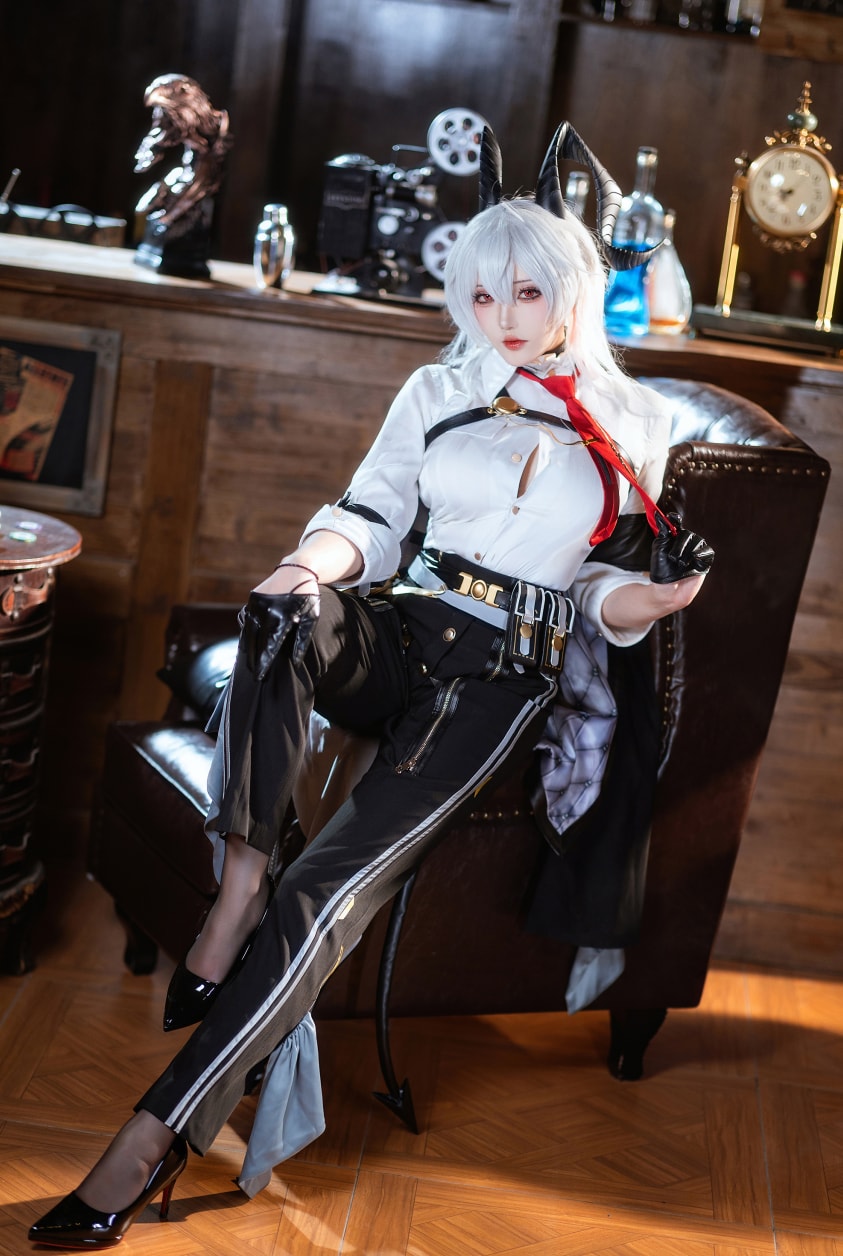 瓜希酱 鸣潮 赞妮视图欣赏