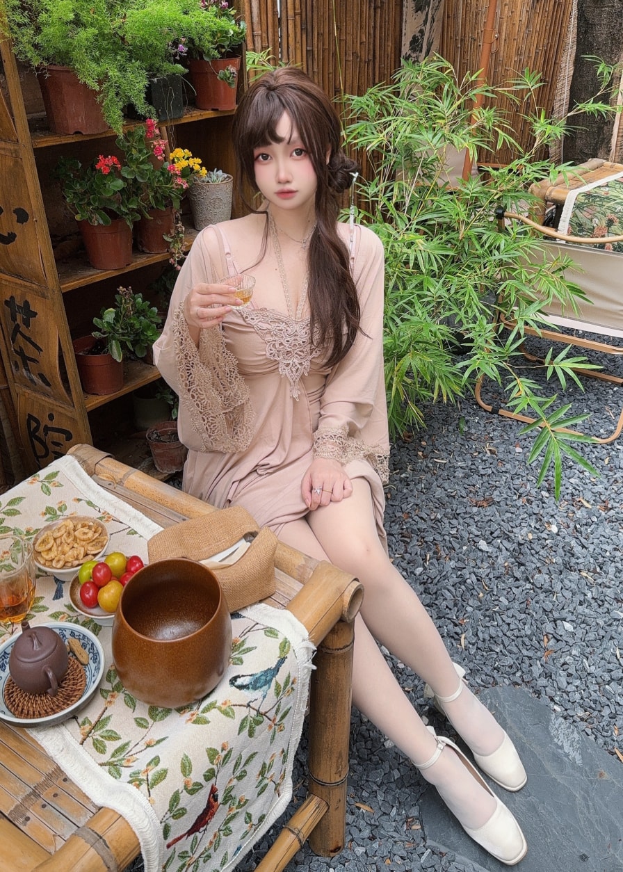 洛桑w伊梓 – 2025-05-专属-猫猫衬衫图片包分享 洛桑w伊梓 – 2025-05-专属-猫猫衬衫图片包分享