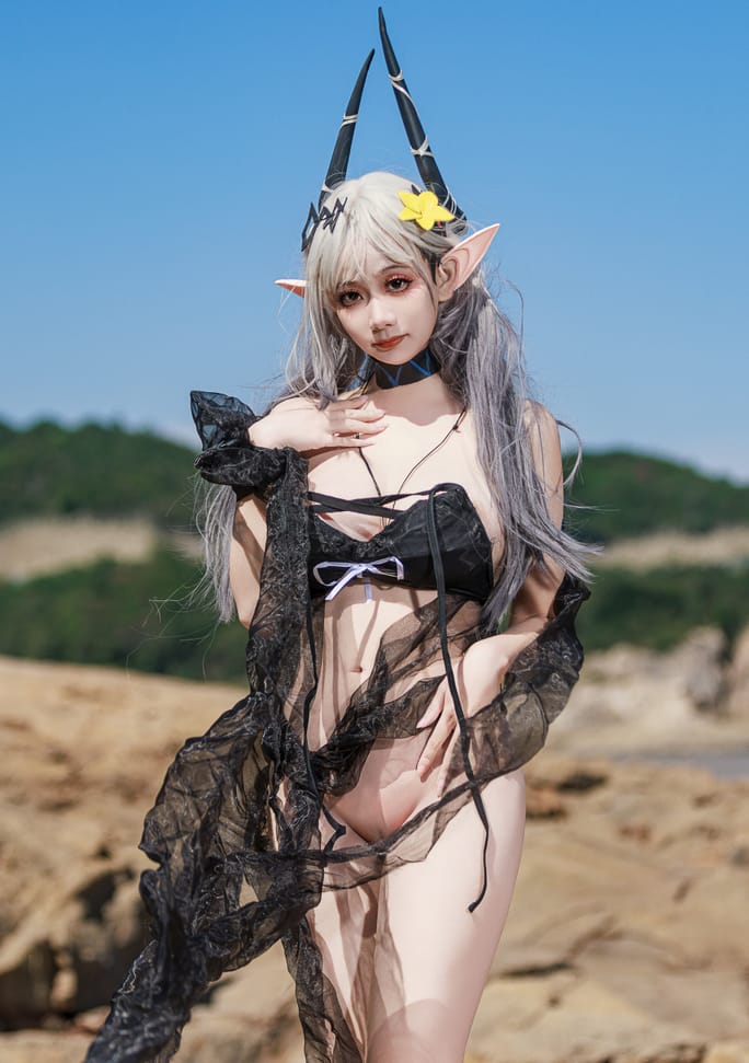 阿雪雪 – 泥岩泳装完整版