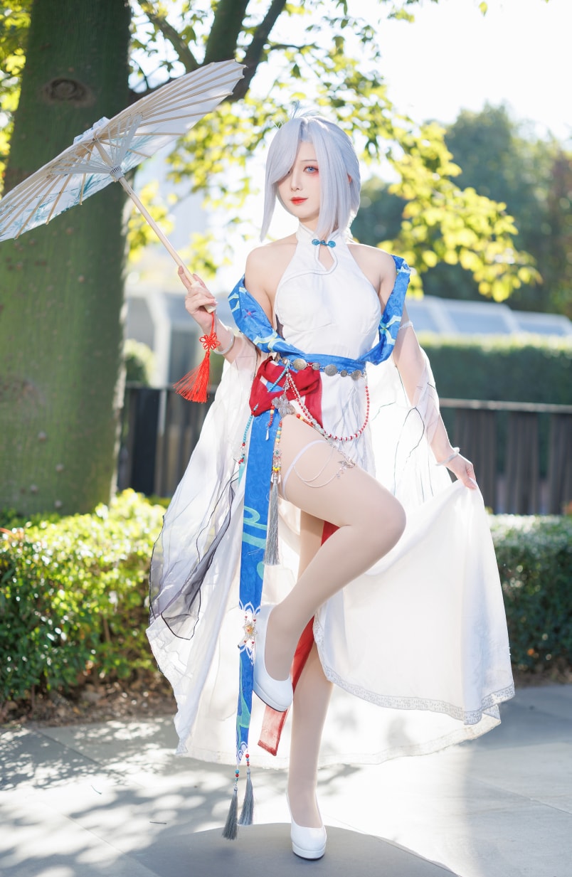 封疆疆v 申鹤场照新版作品