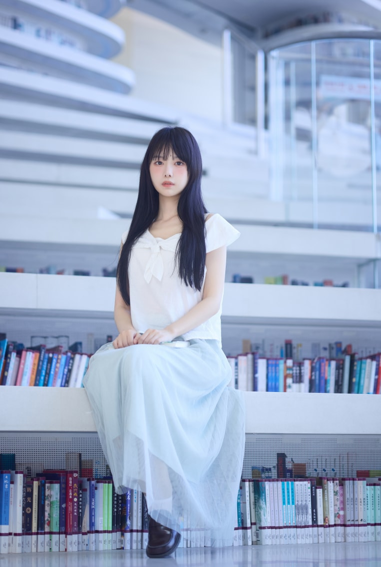 Shika小鹿鹿 图书馆图片作品分享