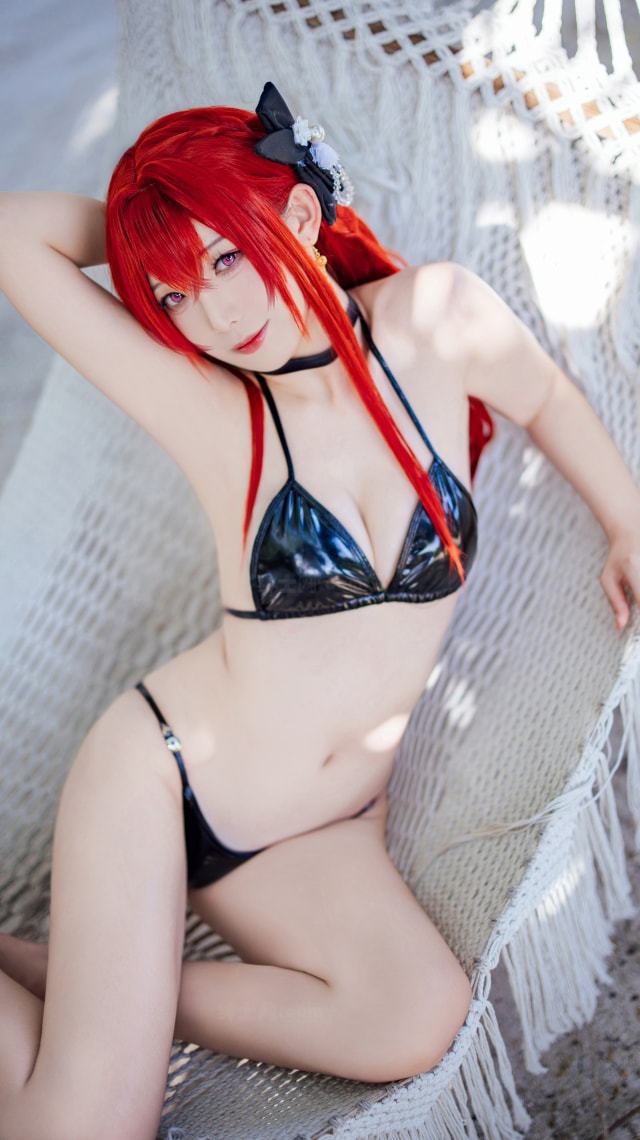 封疆疆v 君主泳装图片作品分享