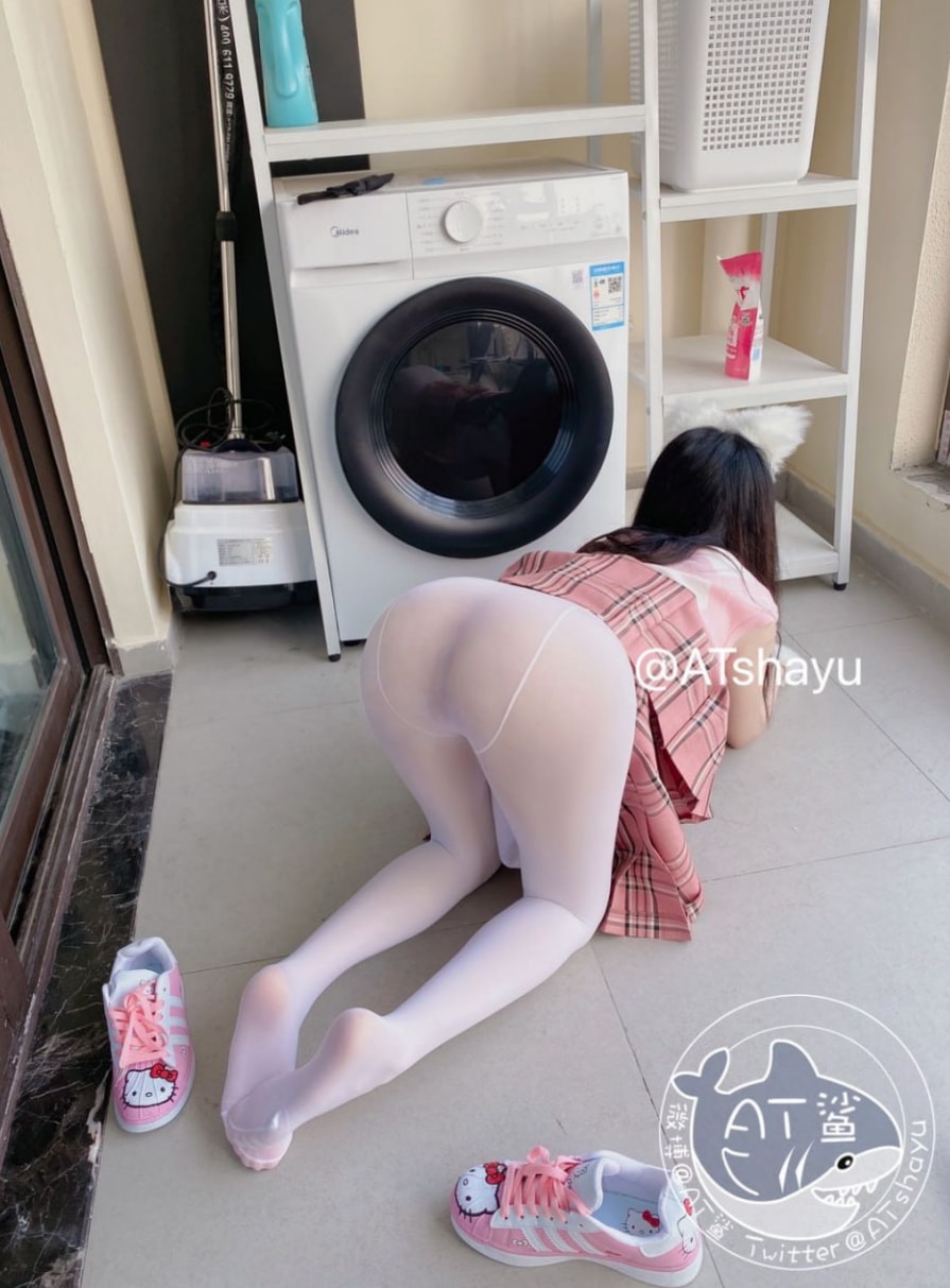 AT鲨 – 白斯宝宝最新图片