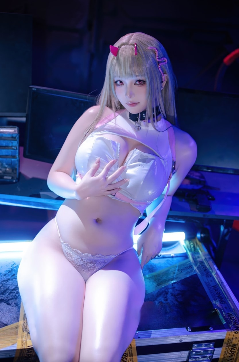 屿鱼 胜利女神：妮姬 毒蛇新版作品