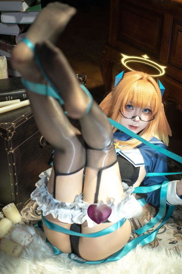 矢量鱼 蔚蓝档案 志美子非常漂亮