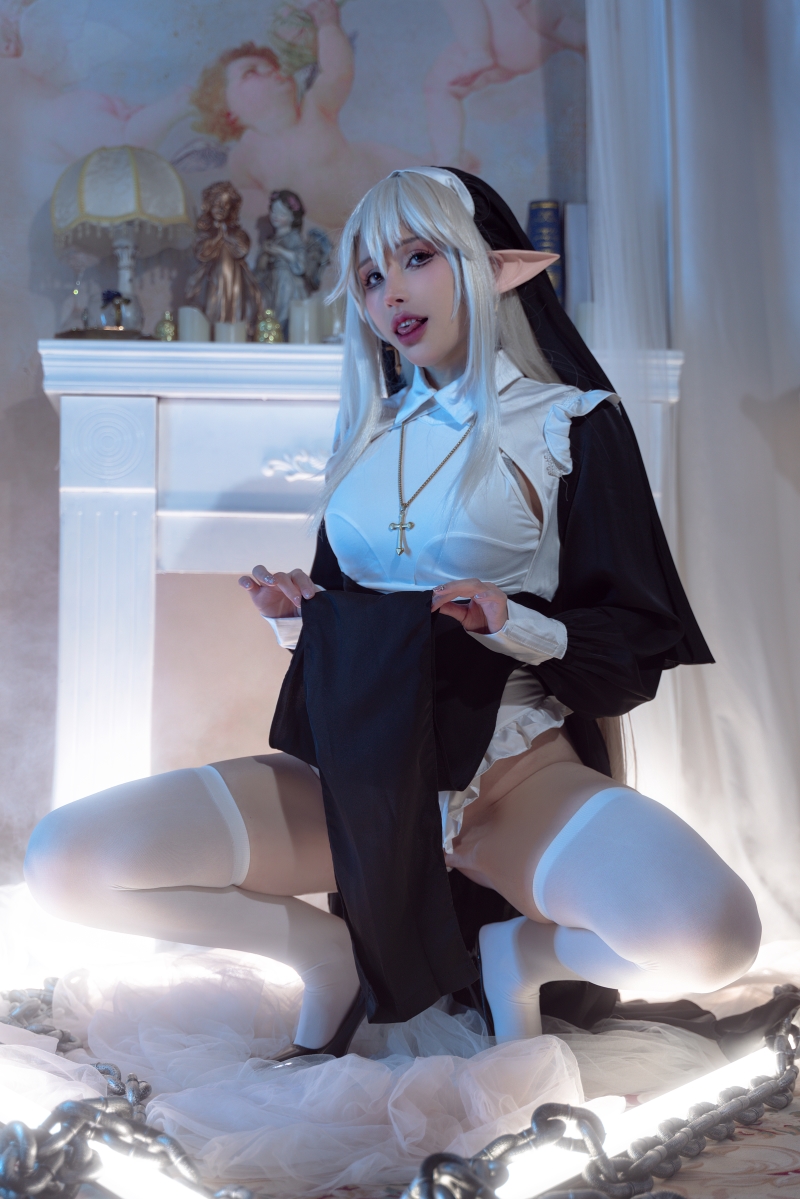 鹿八岁baby 堕落修女【73P-1V1.13GB】 鹿八岁baby 堕落修女【73P-1V1.13GB】