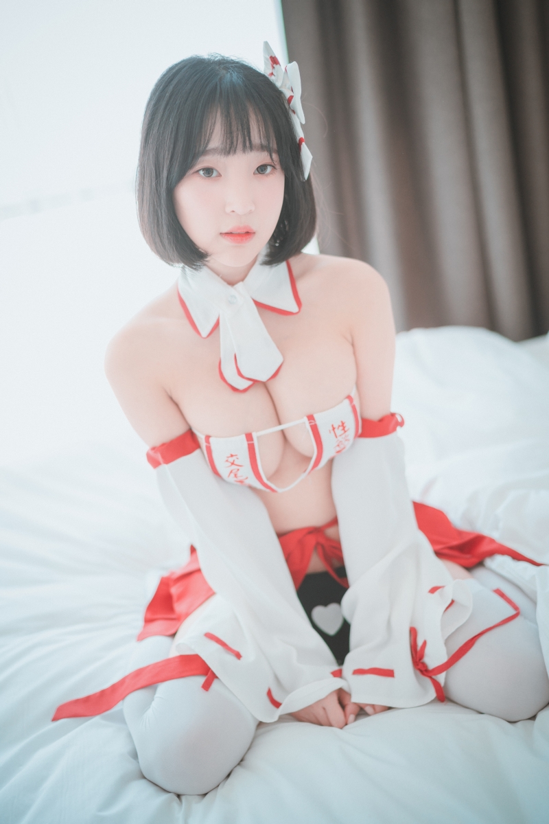 Kang Inkyung(강인경)Summoner Girl- Kang Inkyung(강인경)Summoner Girl-