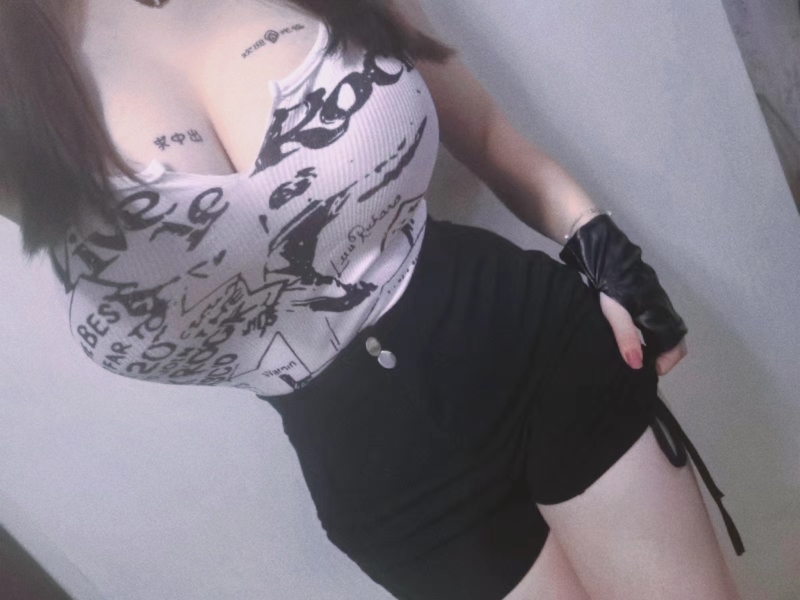 极品E大蜜蜜 79035 B站UP 视图礼包【38P-10V168MB】 极品E大蜜蜜 79035 B站UP 视图礼包【38P-10V168MB】