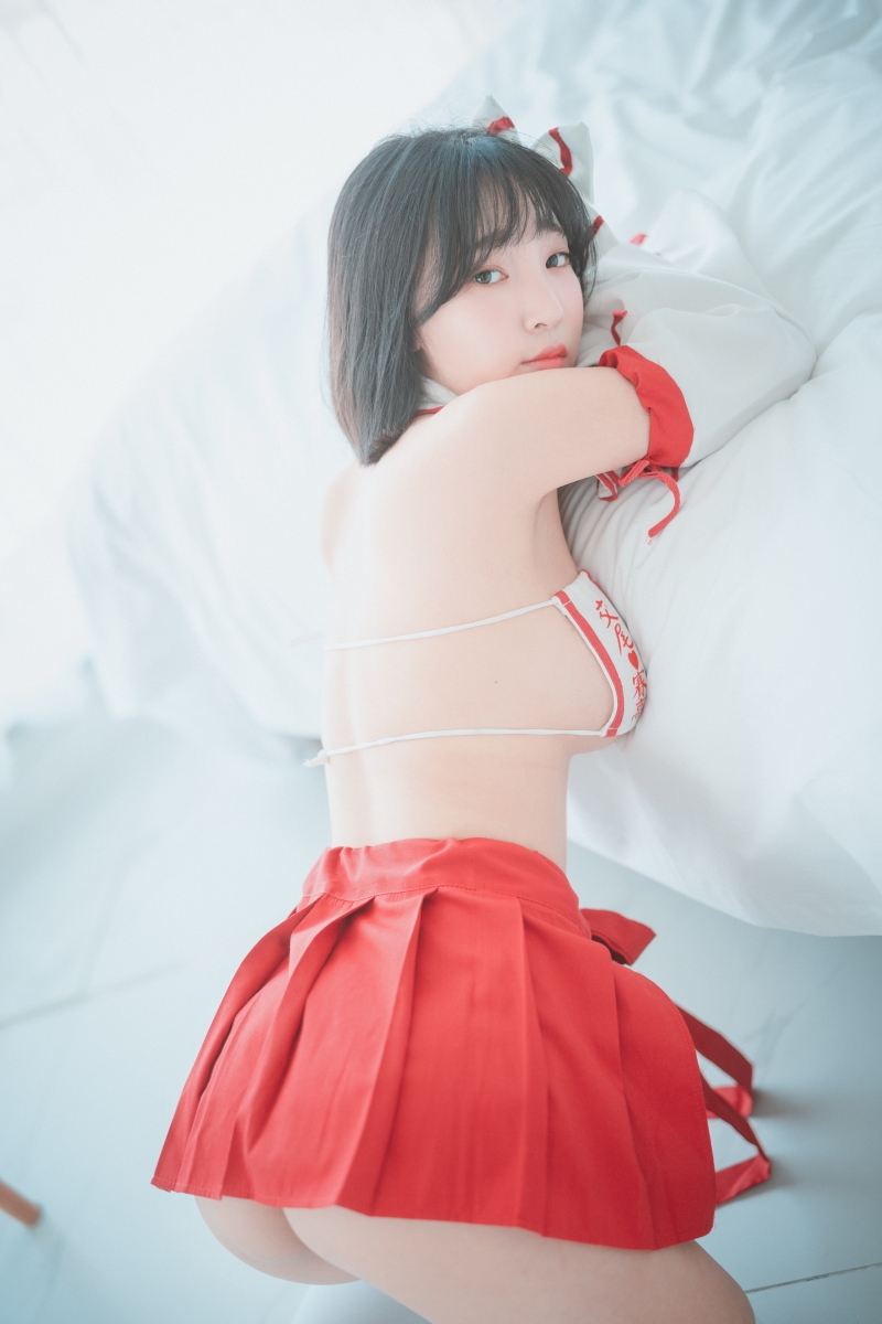 Kang Inkyung(강인경)Summoner Girl- Kang Inkyung(강인경)Summoner Girl-