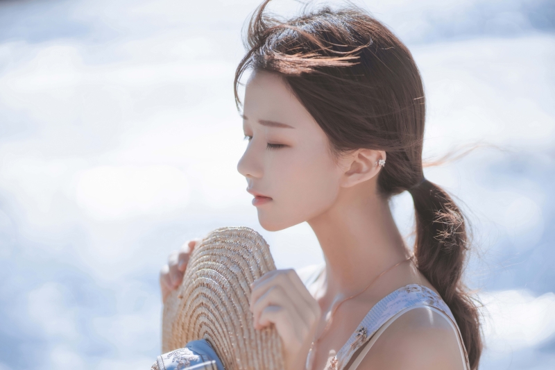 桜桃喵 发光的海【18P-442MB】 桜桃喵 发光的海【18P-442MB】